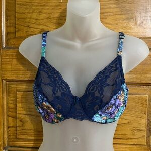 Vintage Victorias Secret lace and flower underwire bra.